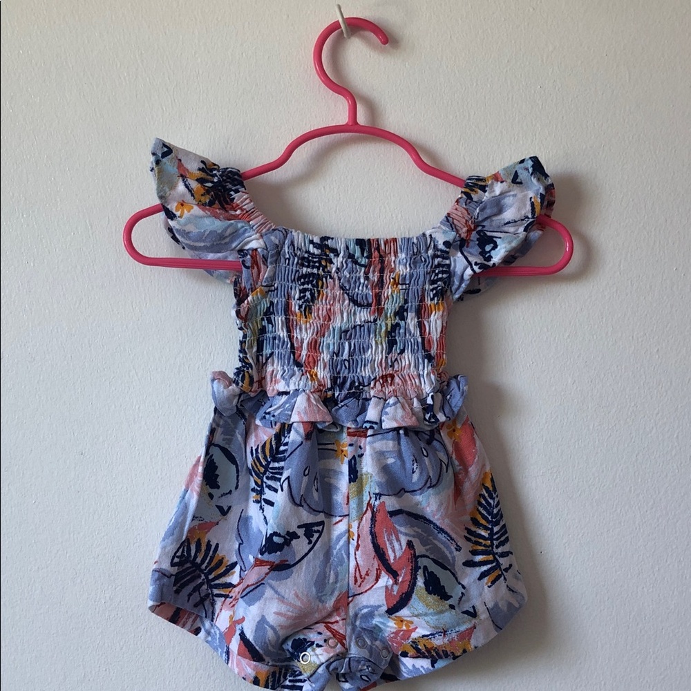 3-6 M Vince Camuto Girls Light Blue Floral Smocked Summer Romper